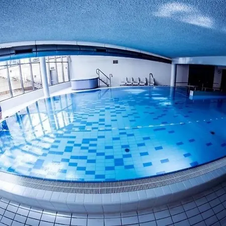 Premium Apartment For Old Town & Jewish Quarter - Balcony Plus Pool Onsite Krakow Exterior photo